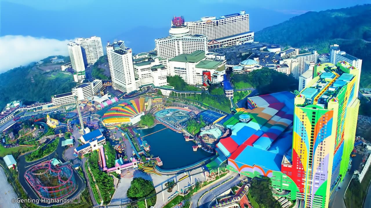 Genting Highlands and Batu Caves Full-Day Tour from Kuala Lumpur - image 4