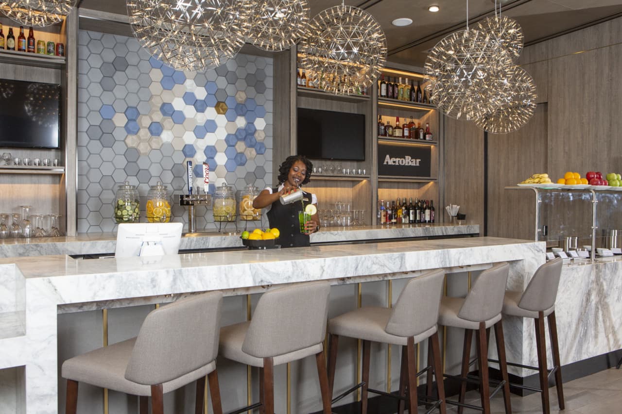 Plaza Premium Lounge - Dallas Fort Worth International Airport Terminal E - main image