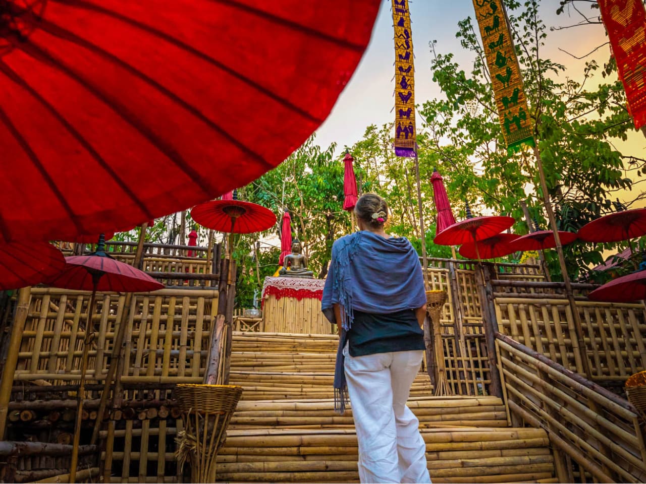 Chiang Mai Old City and Temples Walking Tour - image 4