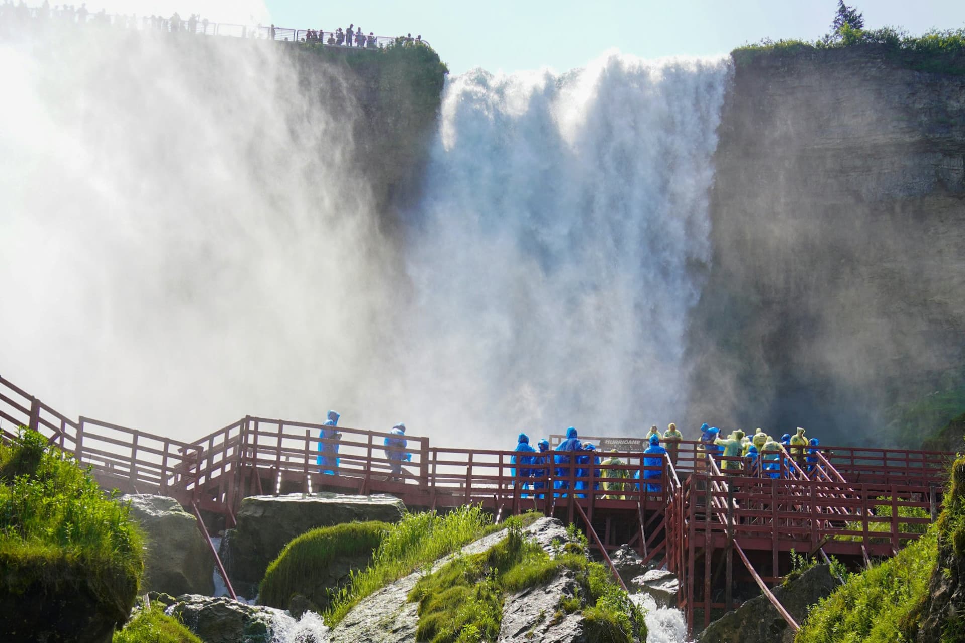 Niagara Falls US: Maid of the Mist Cruise + Cave of the Winds + Small Group Tour - main image