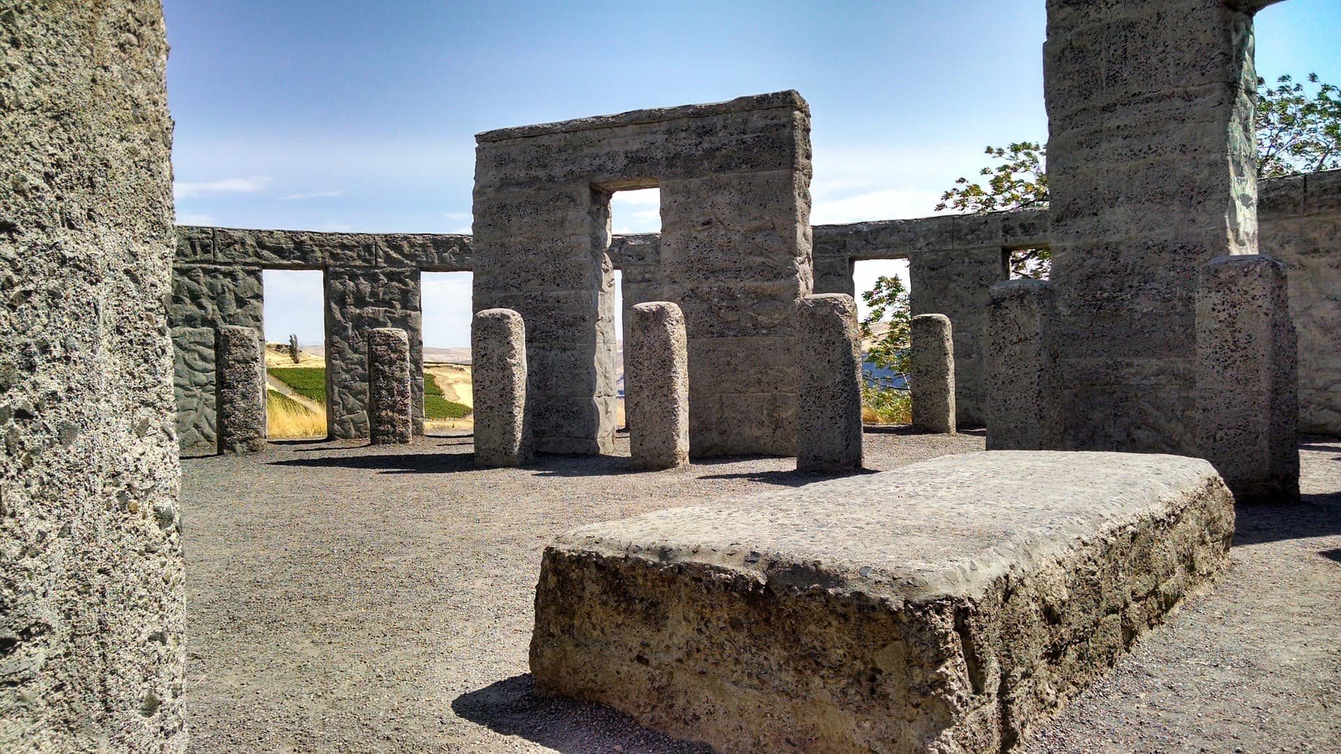 Stonehenge Tour from London - image 3