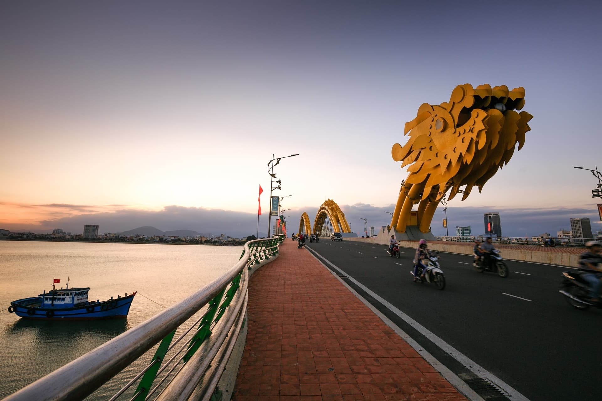 Da Nang City and Hoi An Ancient Town Tour - image 2