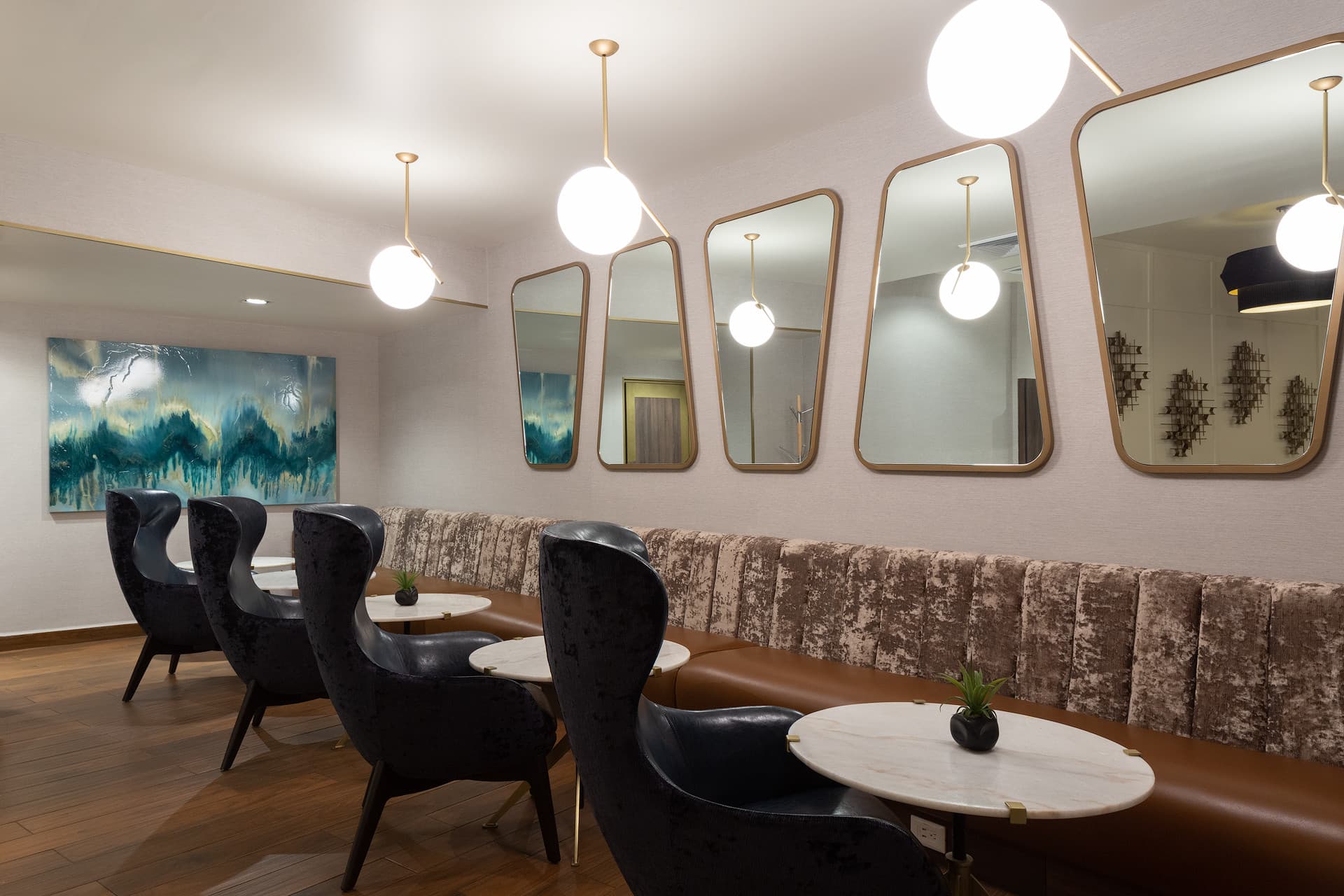 MERA Business Lounge - Cancun International Airport - imagen 14