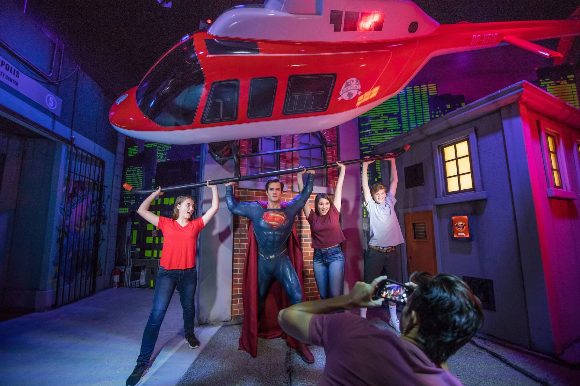 COMBO: Madame Tussauds Orlando + SEA LIFE Orlando Aquarium Ticket - image 2