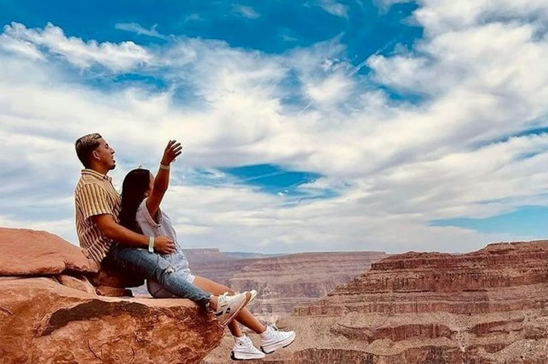 Grand Canyon West: tour VIP desde Las Vegas + parada en Hoover Dam + Skywalk opcional - imagen 5