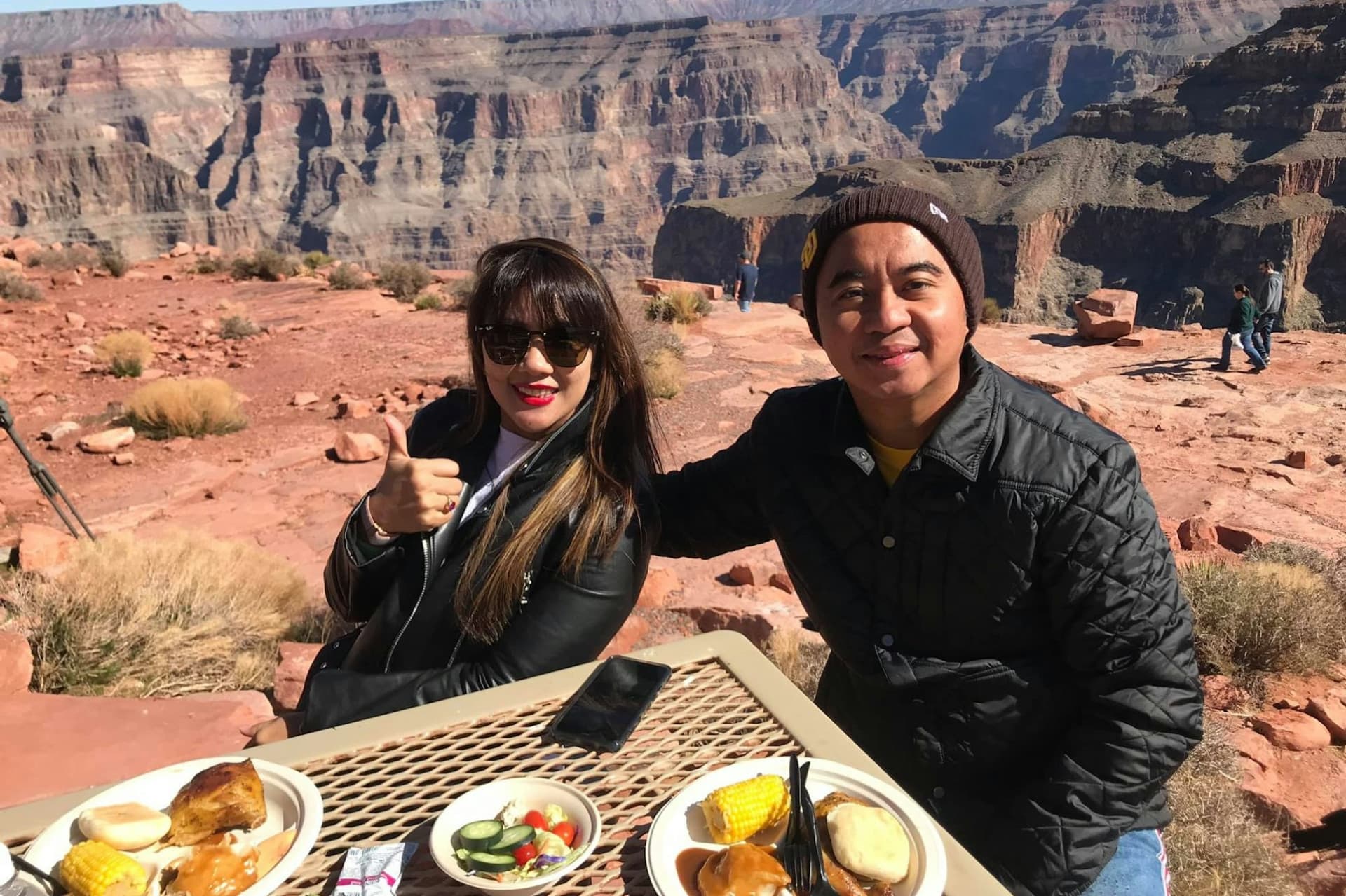 Grand Canyon West: tour VIP desde Las Vegas + parada en Hoover Dam + Skywalk opcional - imagen 4