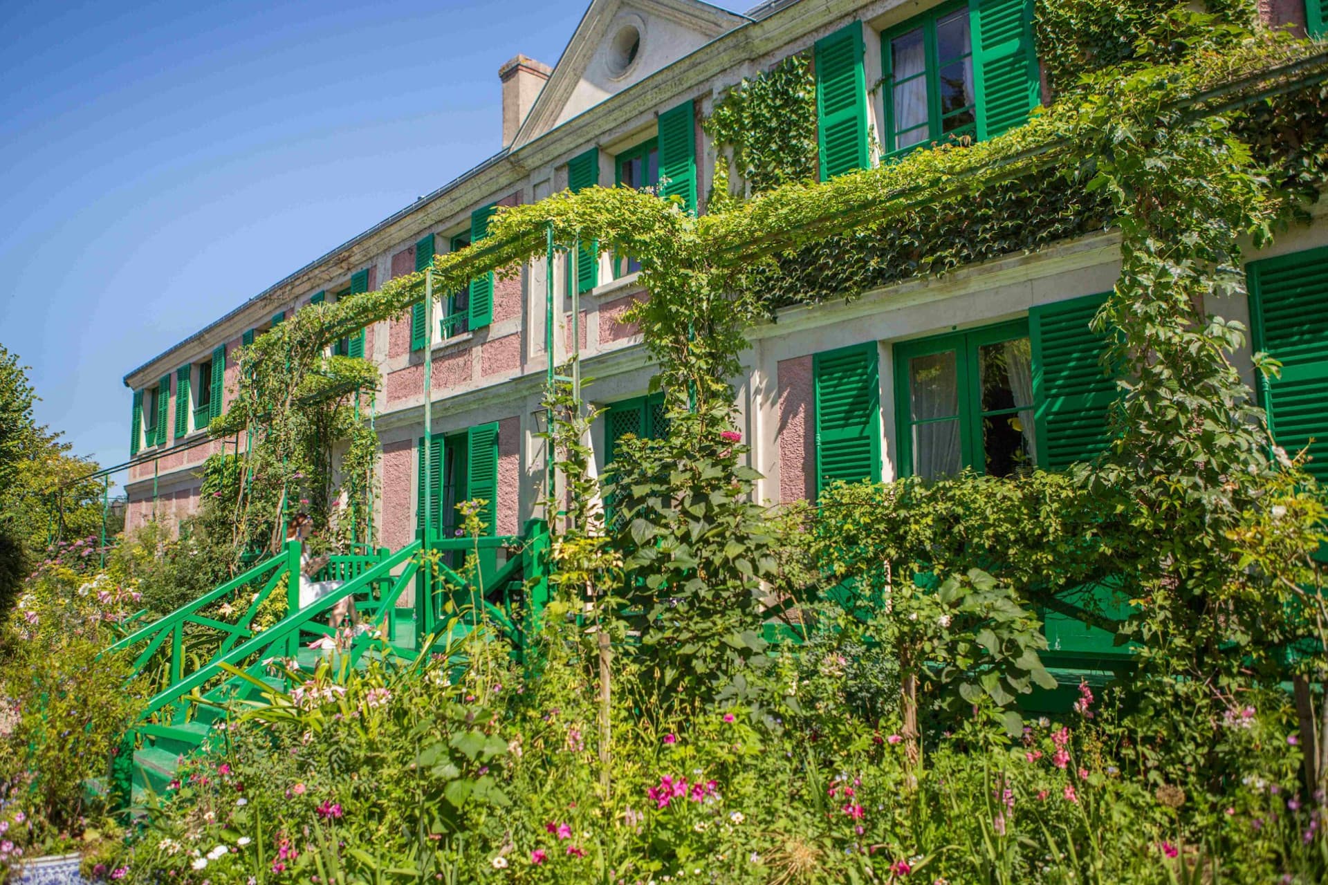 Giverny: Impressionist Day Trip from Paris with Audio Guide - image 2