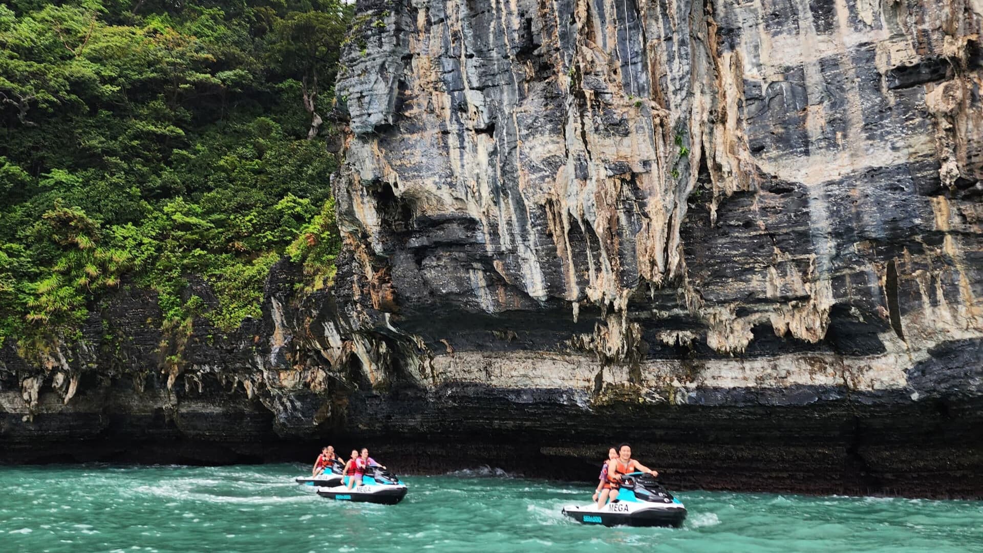 Langkawi Dayang Bunting Island Tour by Jet Ski with Mega Water Sports - imagen 5
