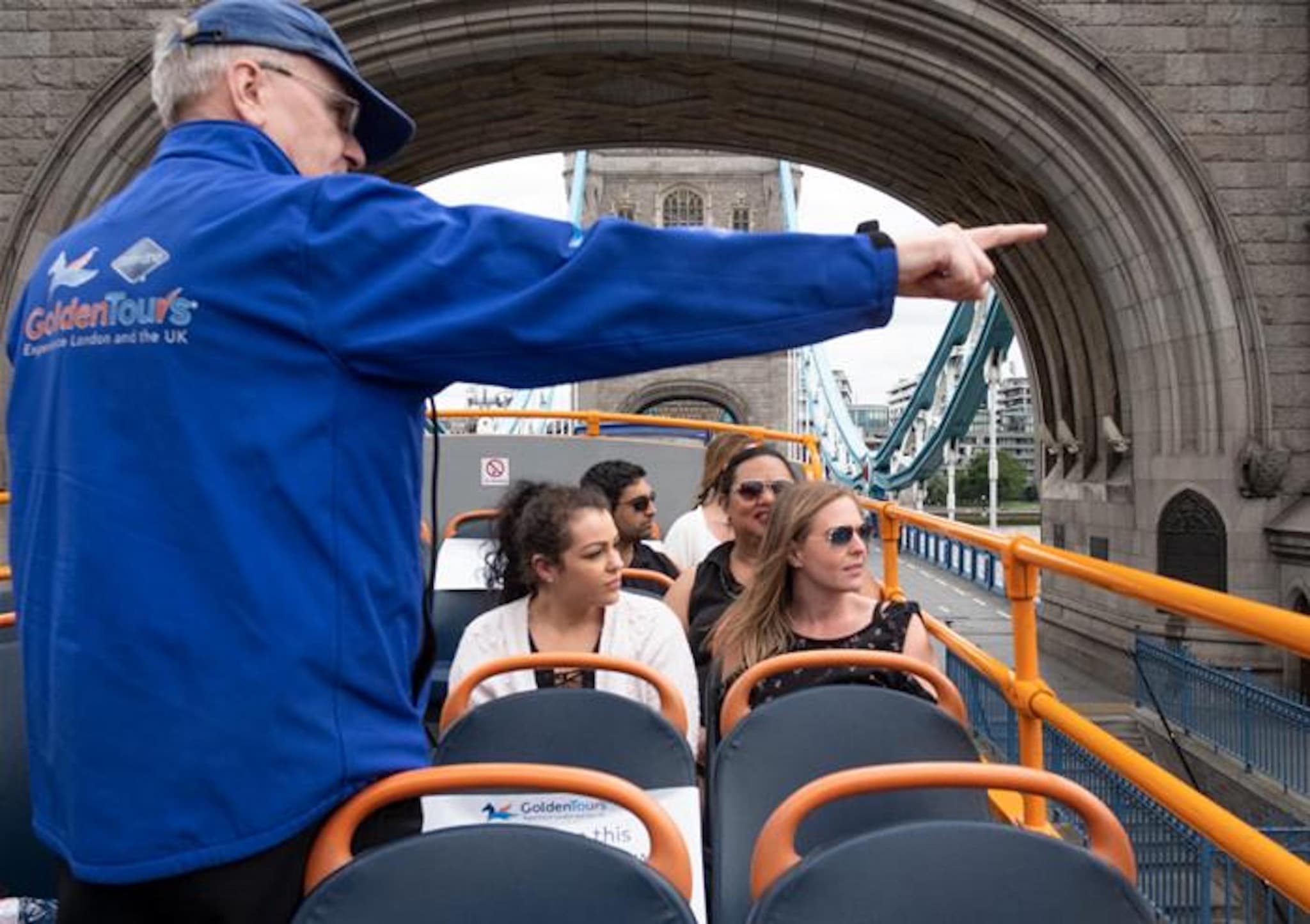 London Open Top Bus Tour with English-speaking Guide - image 6
