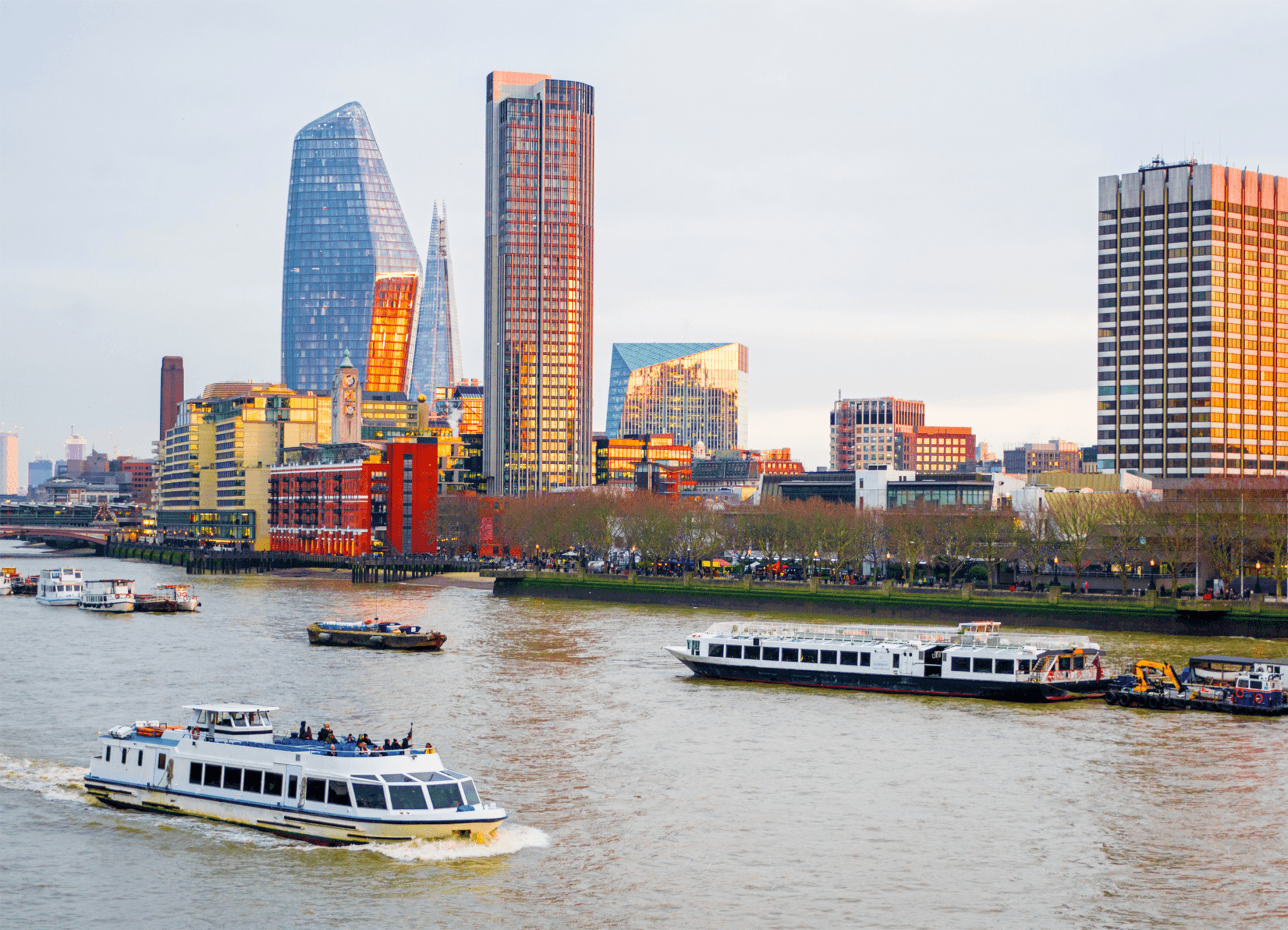 Thames River Sightseeing Cruise - image 3
