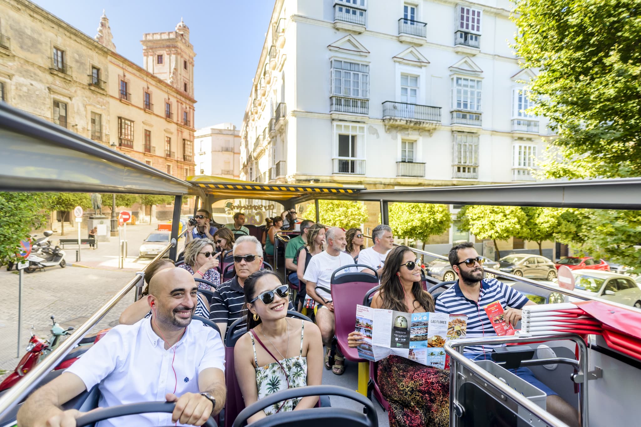 City Sightseeing Cadiz Hop-on Hop-off Bus Tour - image 3