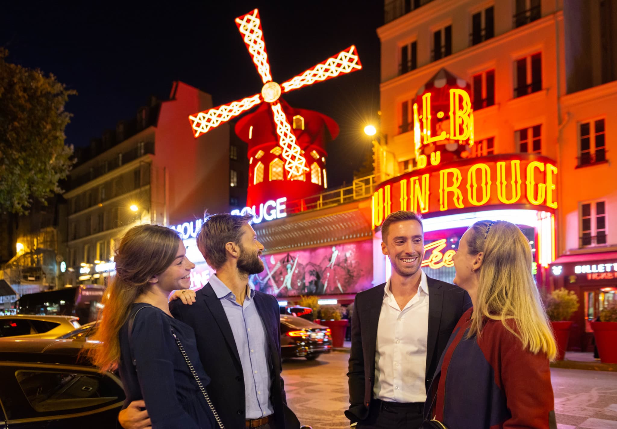 Moulin Rouge Cabaret Show with Drop-off Service and Dinner - image 7