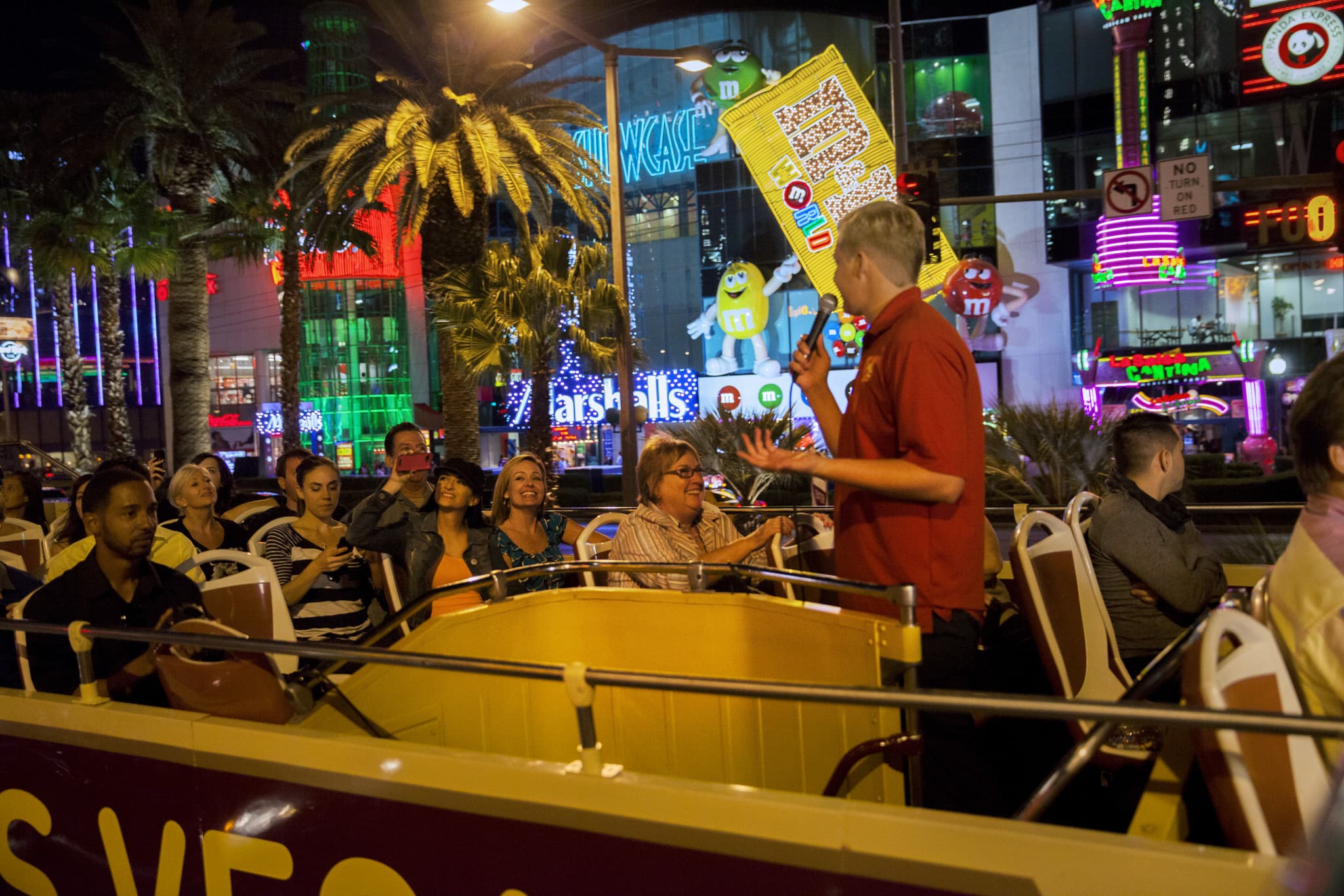 Big Bus Las Vegas Hop-on Hop-off Bus Tour - image 12