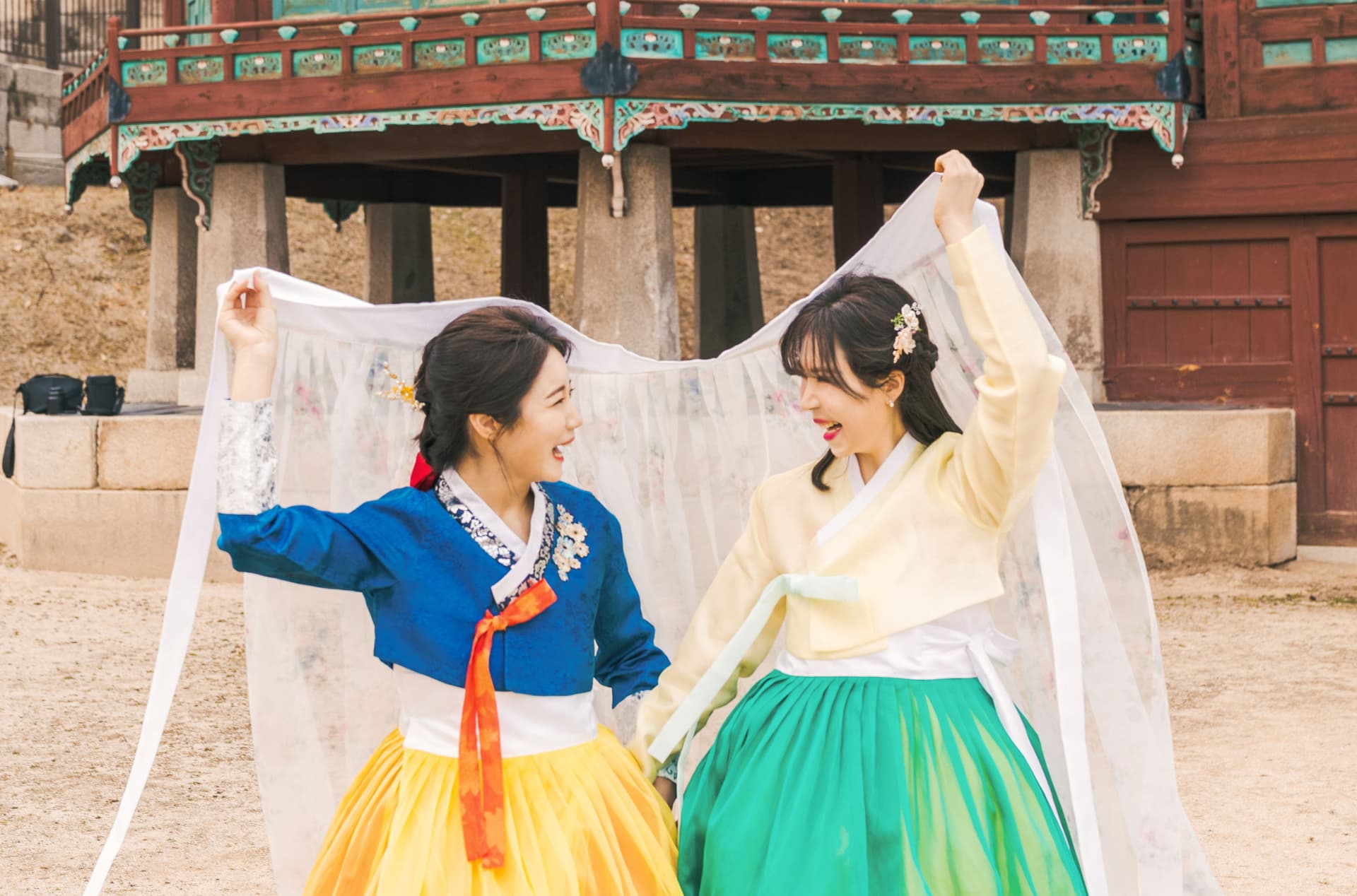 Hanbok Experience at Hanboknam Gyeongbokgung Store - 이미지 4