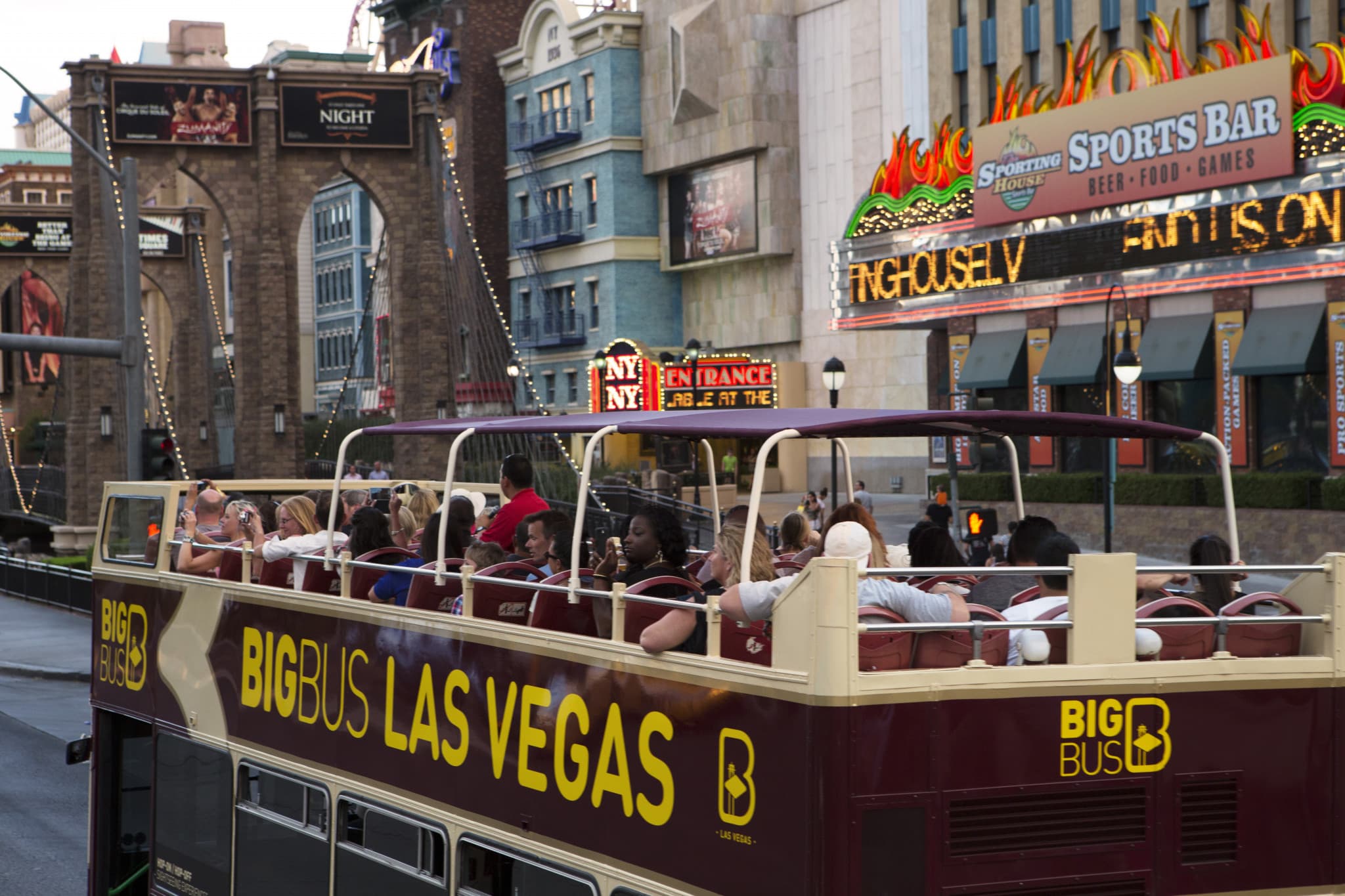 Big Bus Las Vegas Hop-on Hop-off Bus Tour - image 5