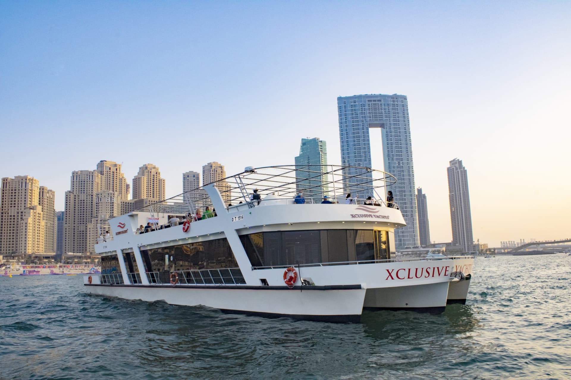Crucero al atardecer o cena en Dubai Marina con música en vivo - imagen 7