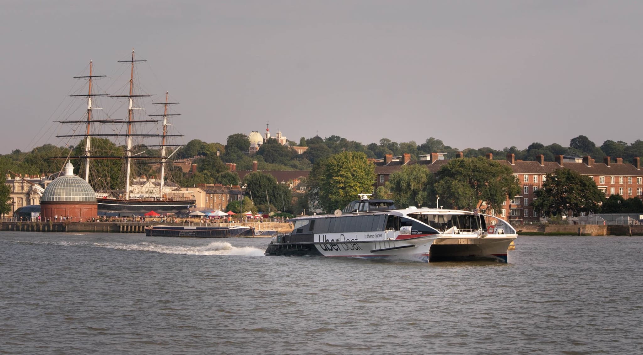 River Thames Sightseeing Hop-on Hop-off Boat Unlimited Pass by Uber Boat Thames Clippers - image 4