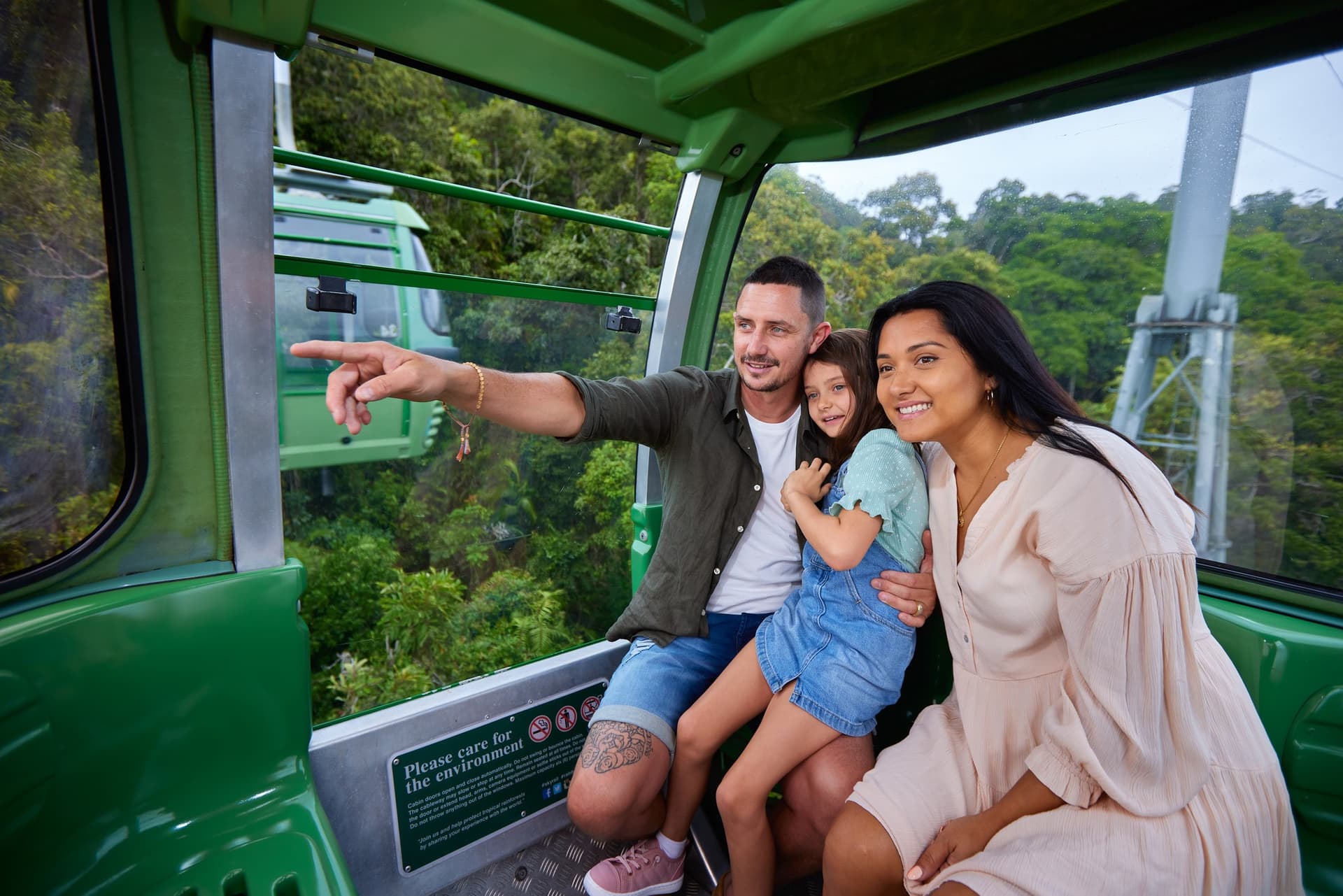 Full-Day Kuranda Tour with Skyrail Cableway, Scenic Railway and Rainforestation - image 2