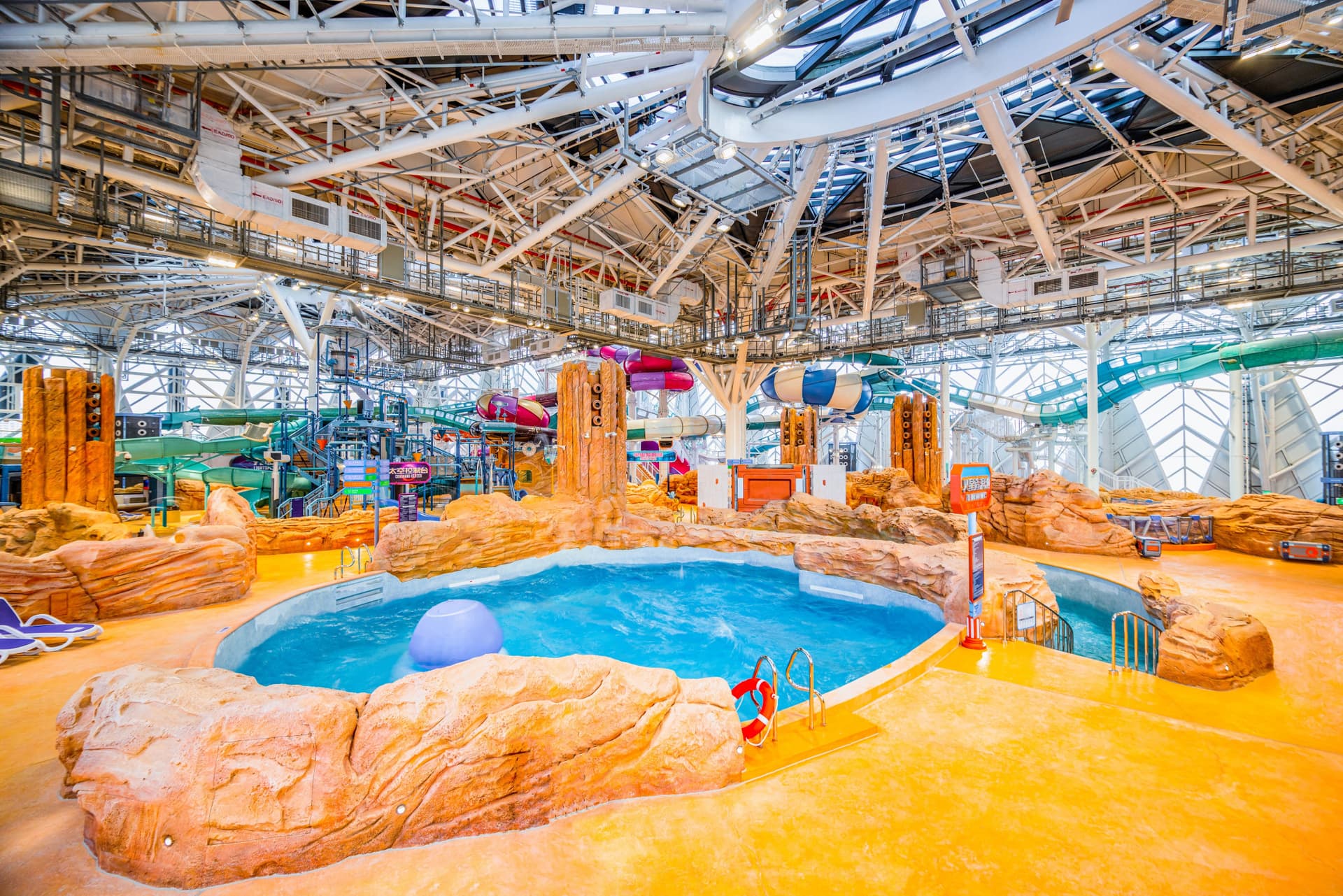 Studio City Water Park - image 18