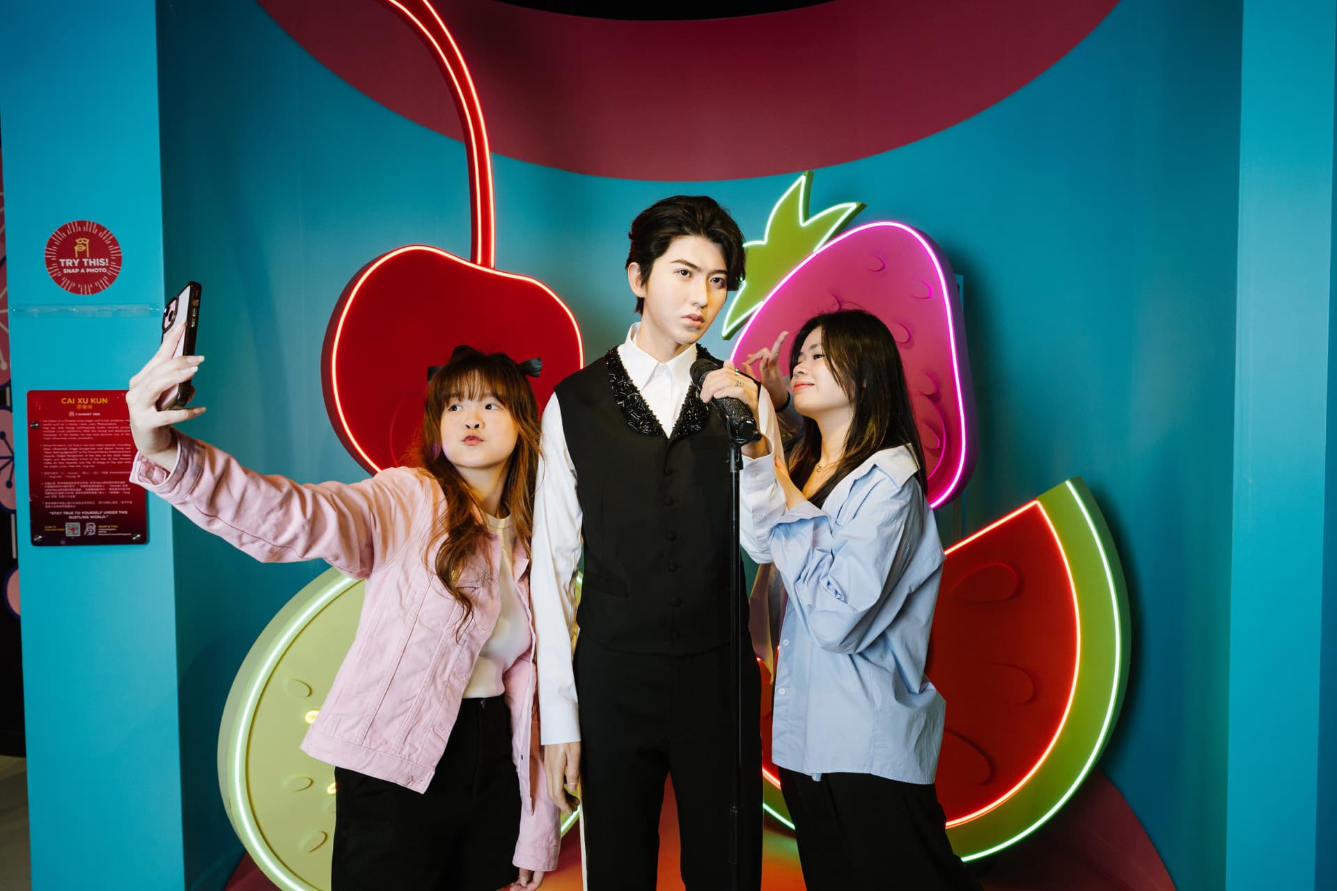 COMBO: Madame Tussauds Singapore + Skyline Luge Singapore Ticket - image 13
