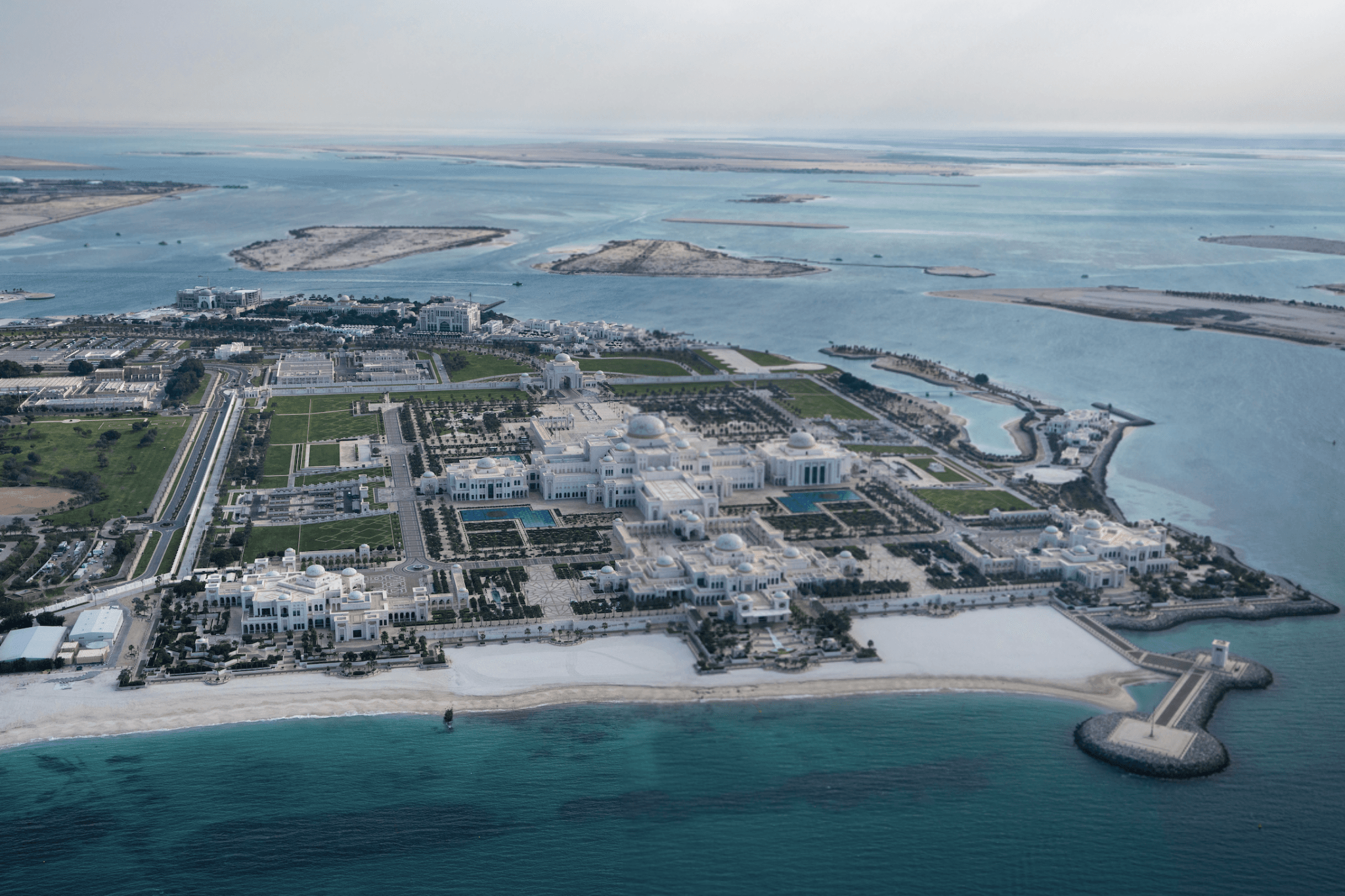 Abu Dhabi Helicopter Tour - image 9