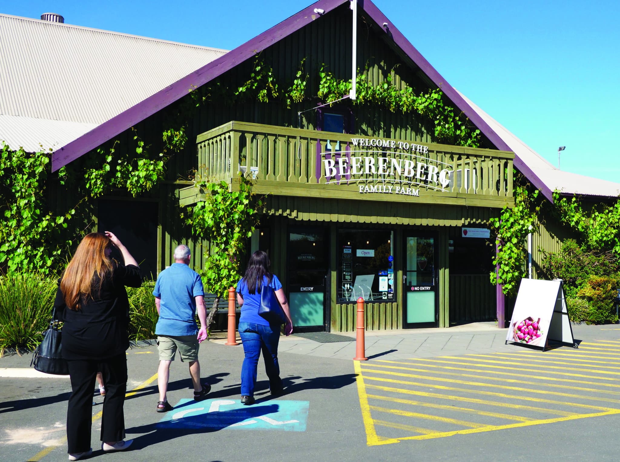 Adelaide Hills and Hahndorf Tour - image 11