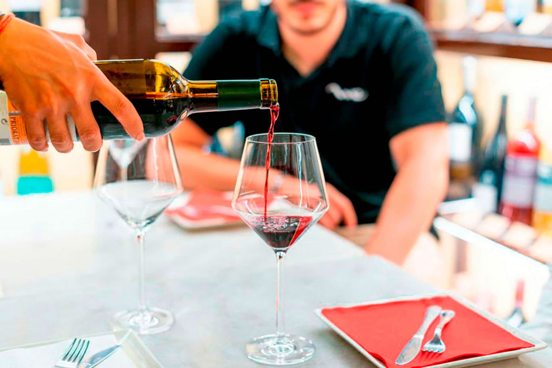 Barcelona Old Town Walking Tour with Flamenco Show and Tapas Dinner - imagen 13