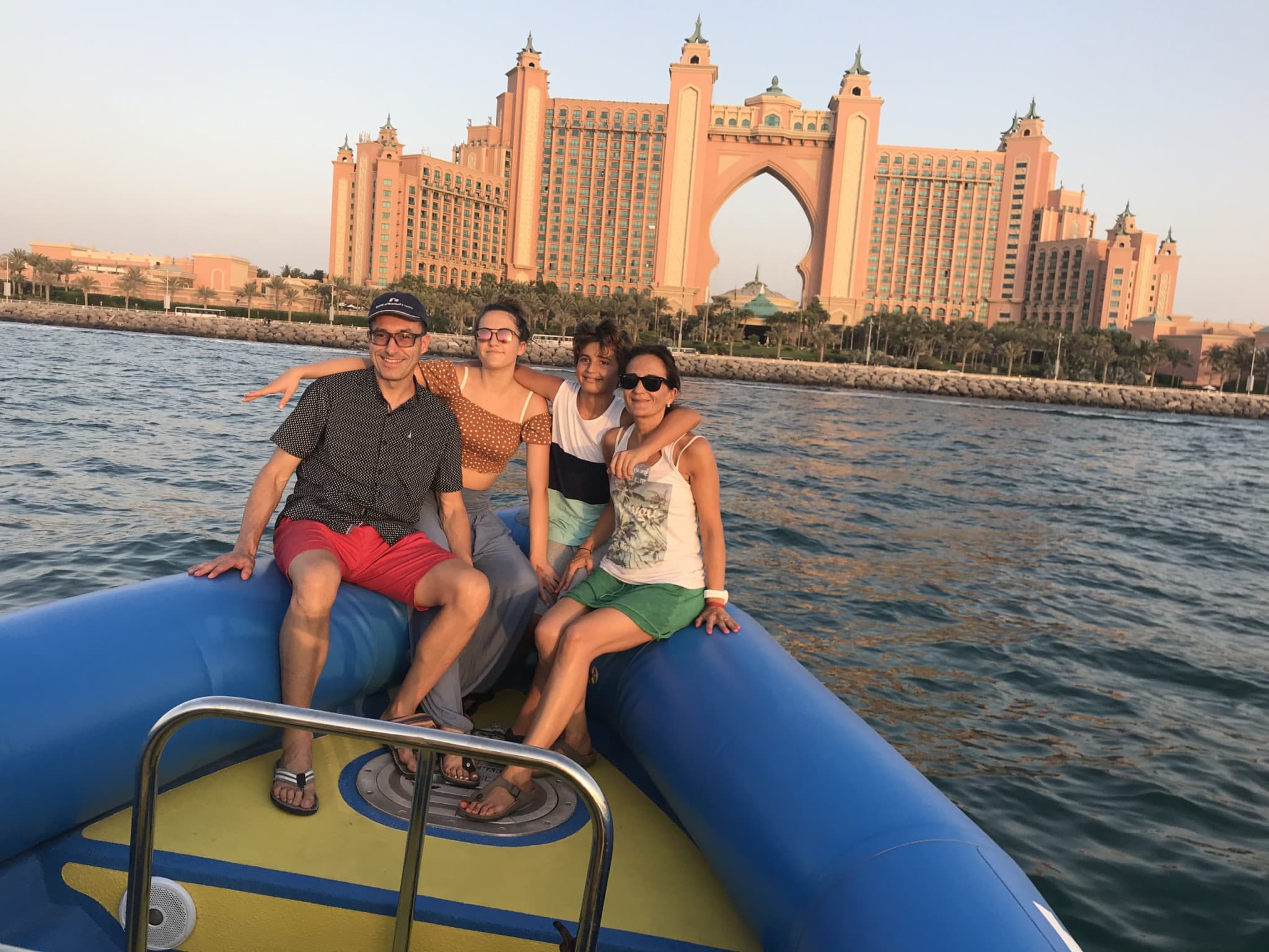 Sightseeing Speedboat Tour: Burj Al Arab, Jumeirah, and Atlantis - image 3