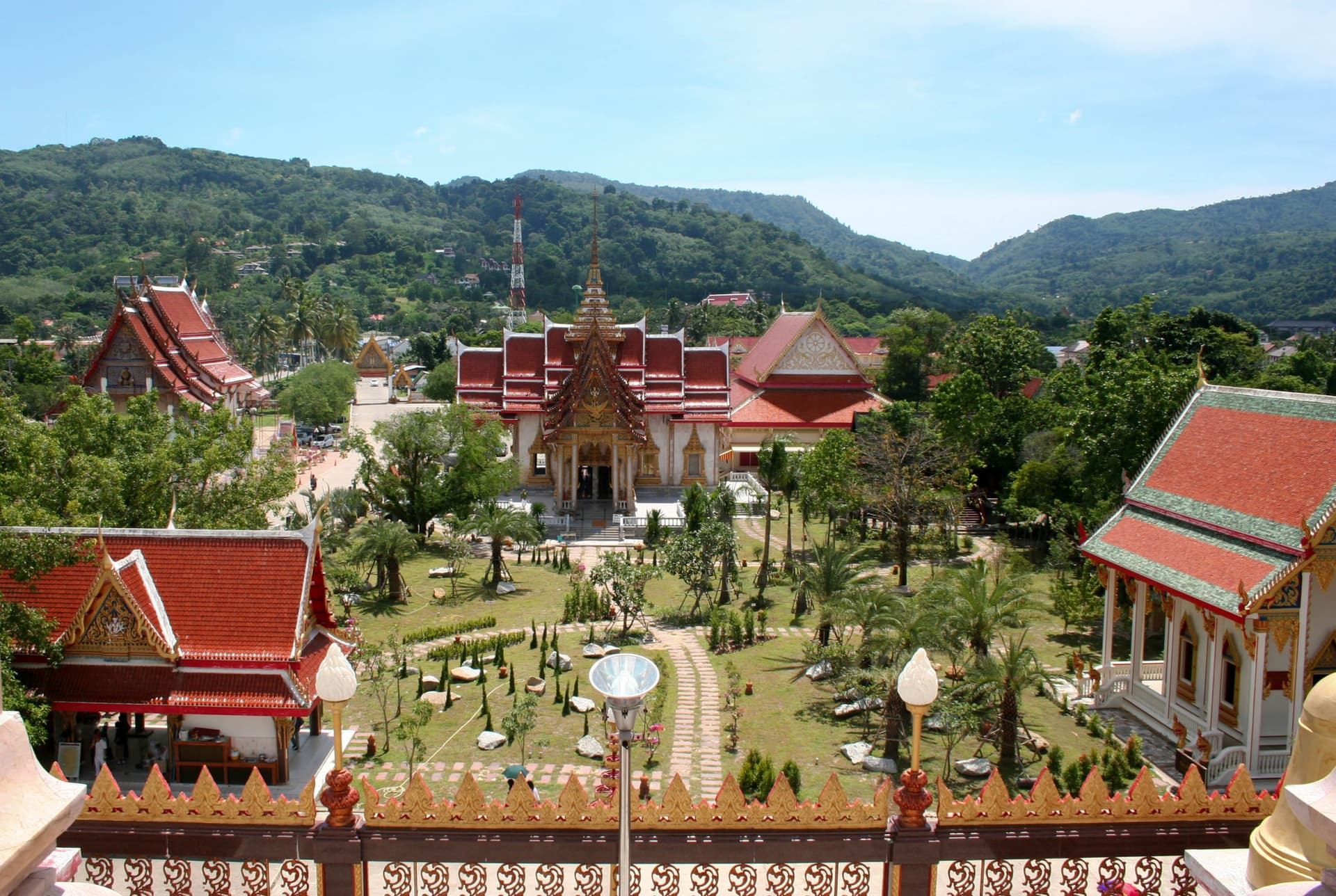 Tour de medio día por la ciudad de Phuket: Wat Chalong, Gran Buda, mirador de Karon y casco antiguo de Phuket - imagen 6