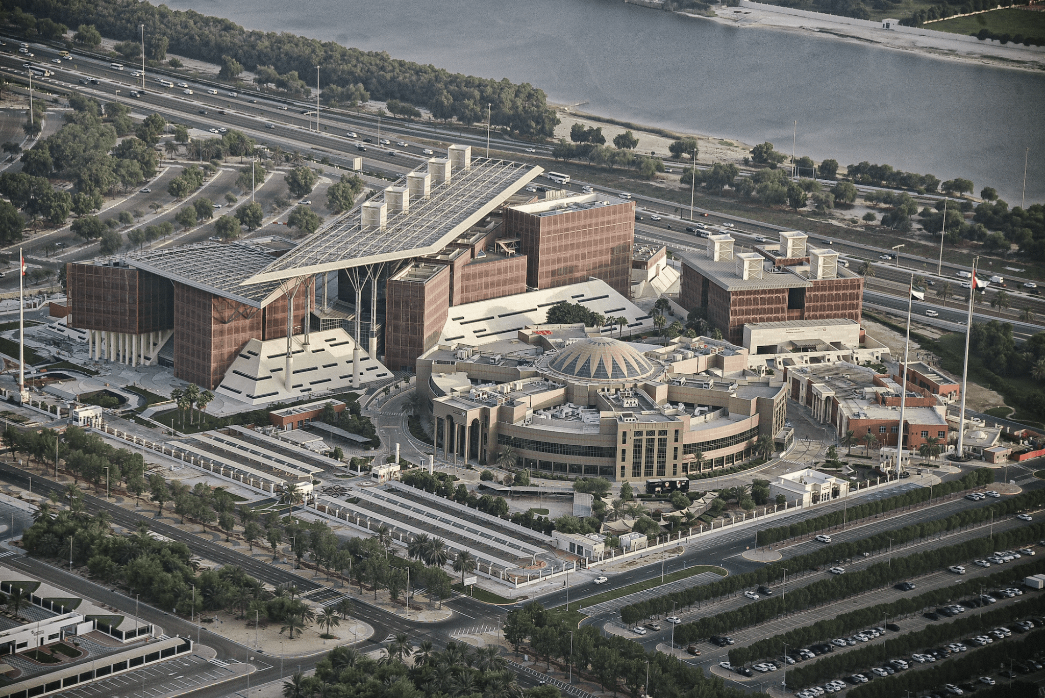 Abu Dhabi Helicopter Tour - image 15