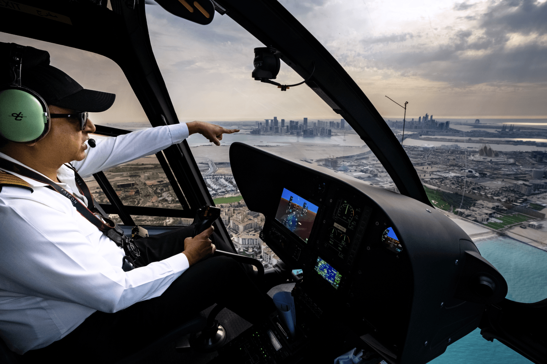 Abu Dhabi Helicopter Tour - imagen 17