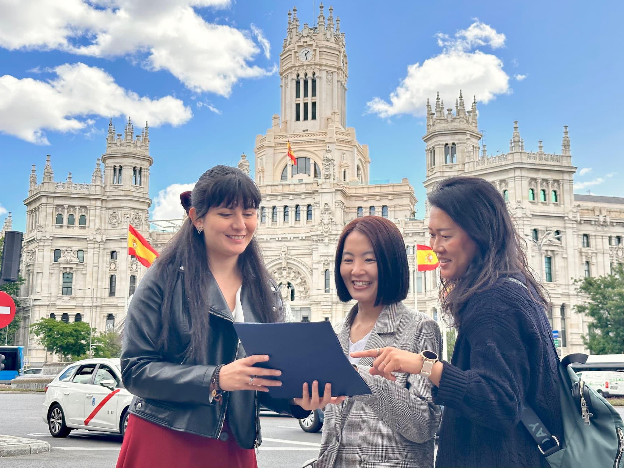 Madrid Highlights Tour with Prado Museum and Royal Palace Skip-the-Line Admission - image 2