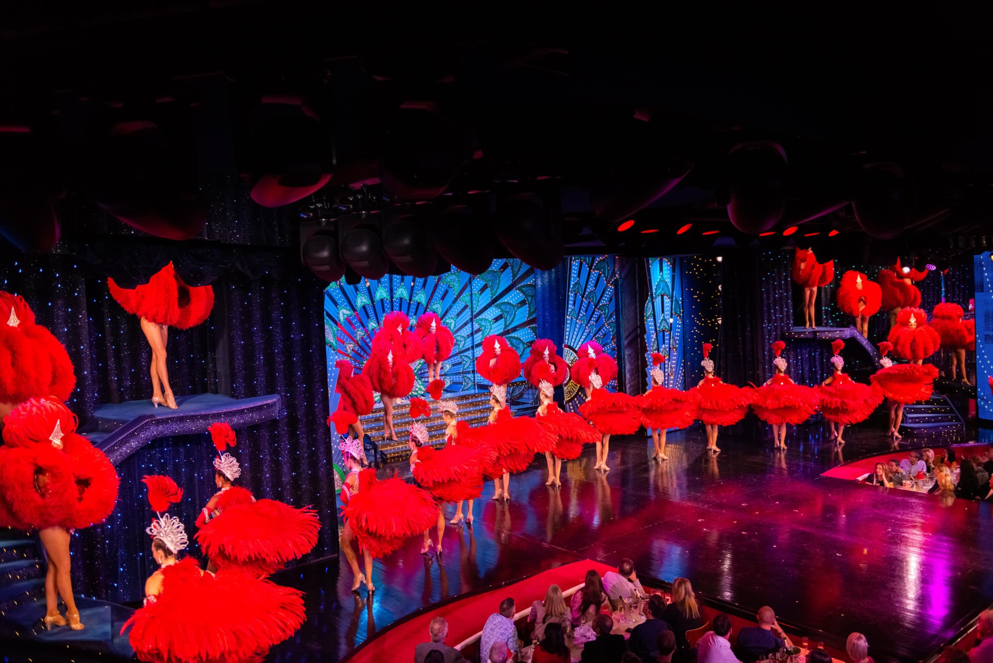 Moulin Rouge Cabaret Show with Drop-off Service and Dinner - main image