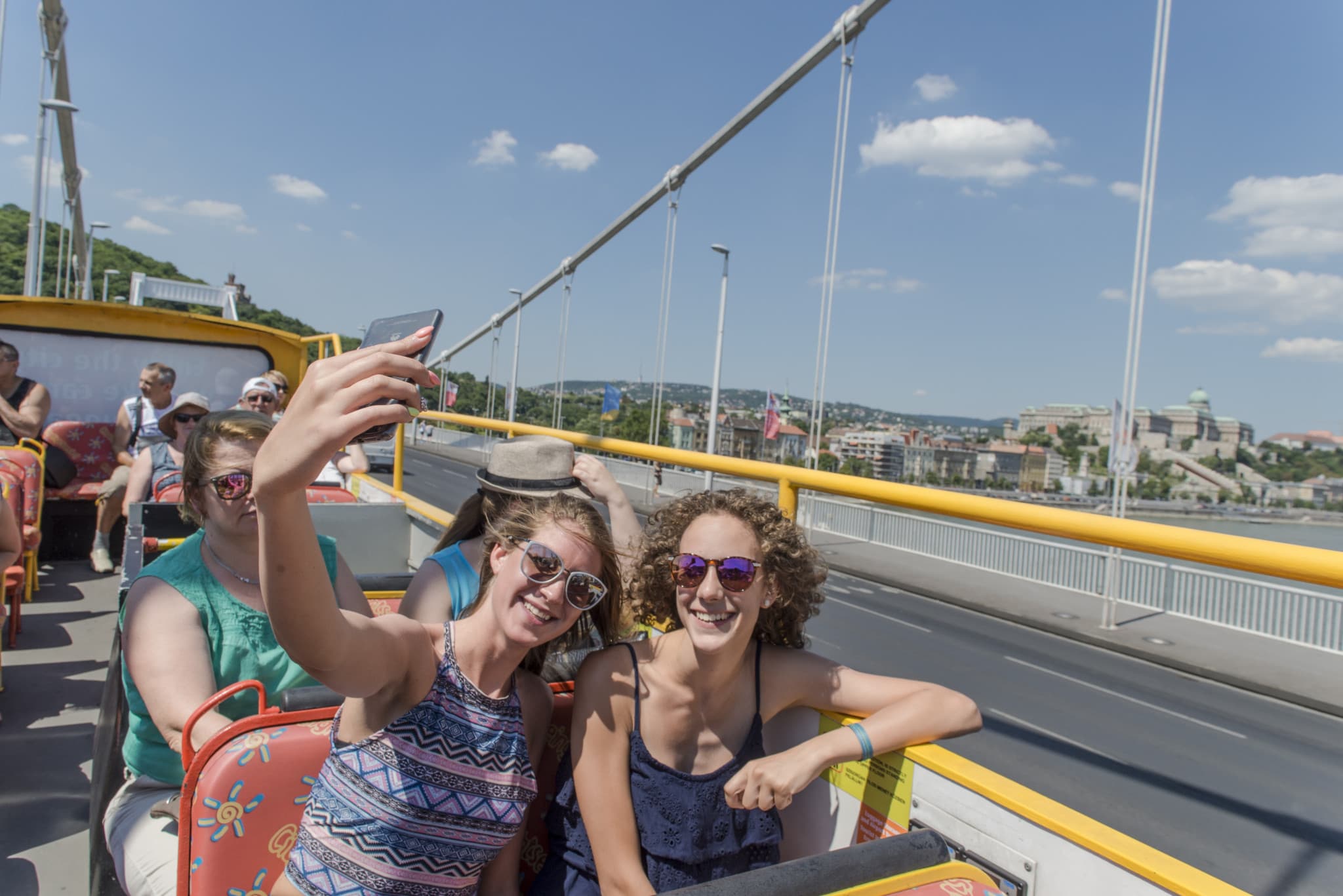 City Sightseeing Budapest Hop-on Hop-off Bus Tour - image 2