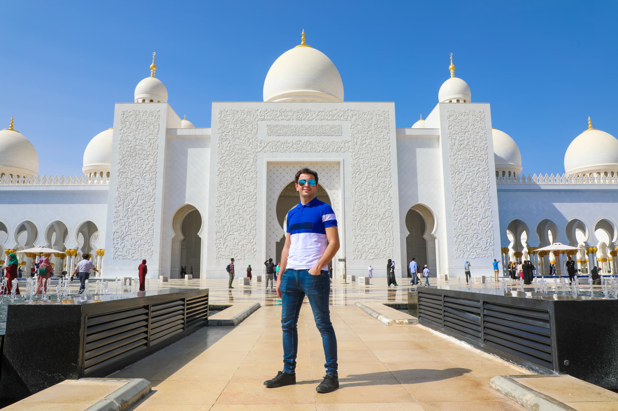 Sheikh Zayed Grand Mosque and Louvre Abu Dhabi Tour from Dubai - image 13