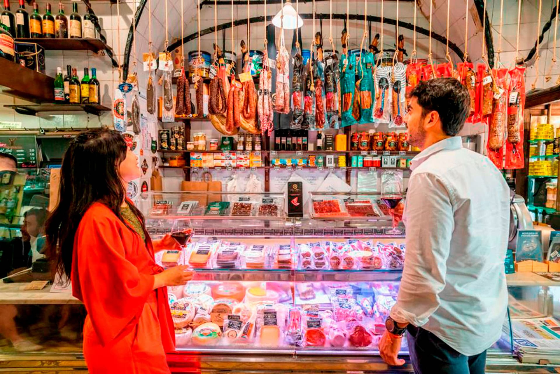 Barcelona Old Town Walking Tour with Flamenco Show and Tapas Dinner - imagen 7